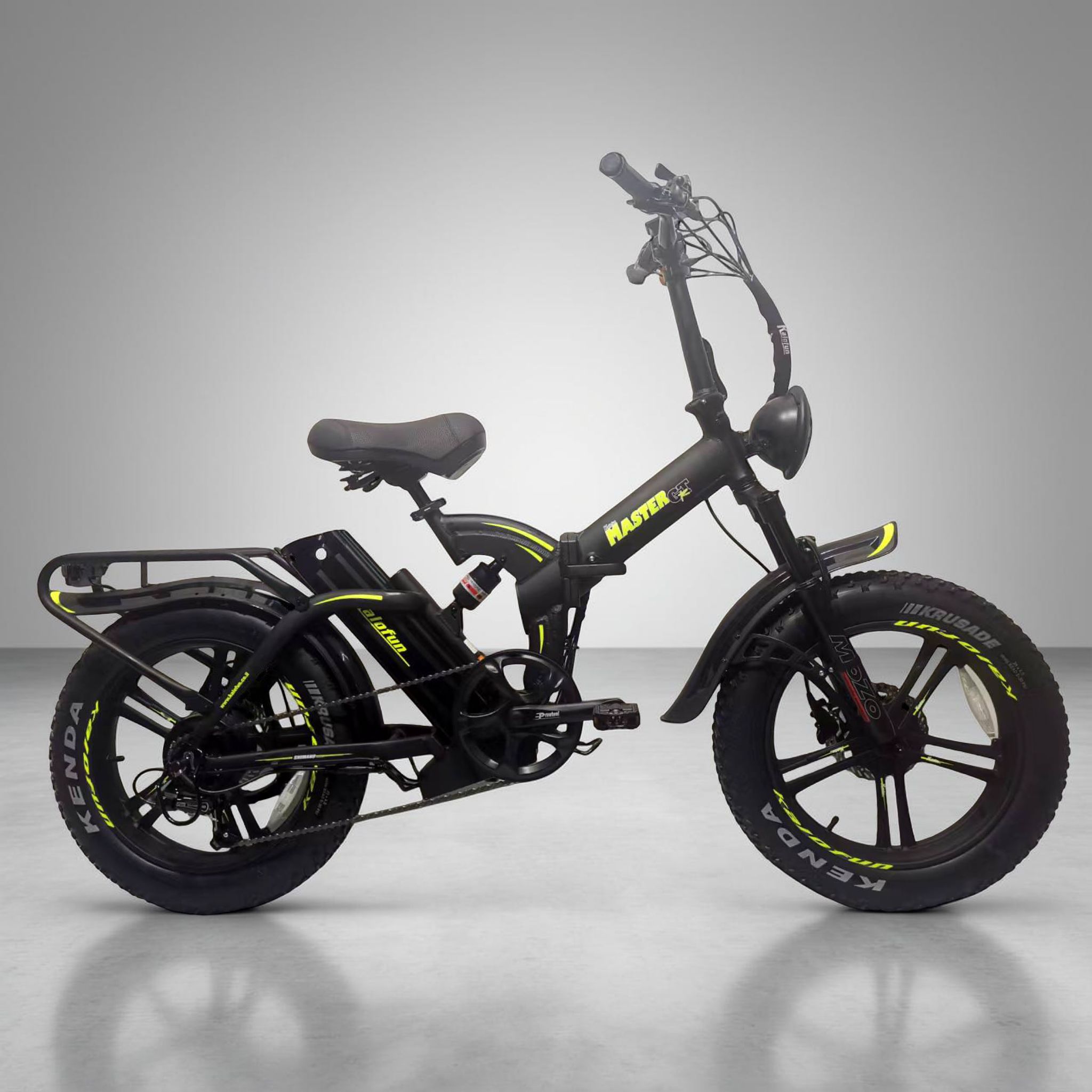 GTR שחור צהוב